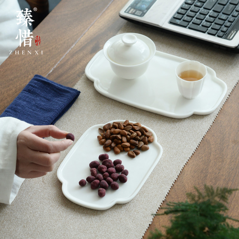 Become precious little dehua white porcelain household dry tea tray was contracted kung fu tea tea saucer candy dish mini size