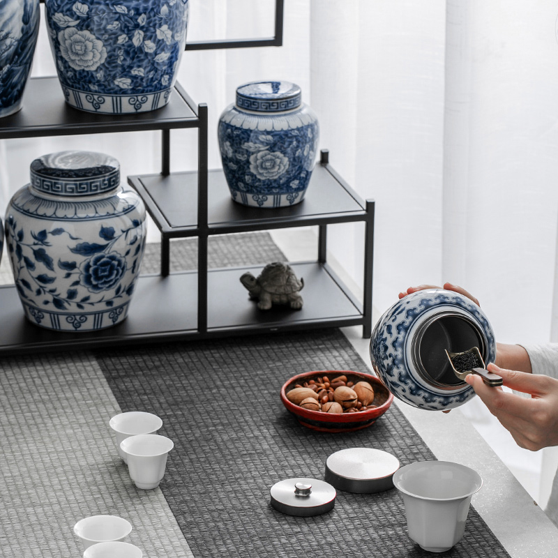 The Self - "appropriate content of jingdezhen tea pot receives large blue and white porcelain jar airtight restoring ancient ways the tea storage tanks