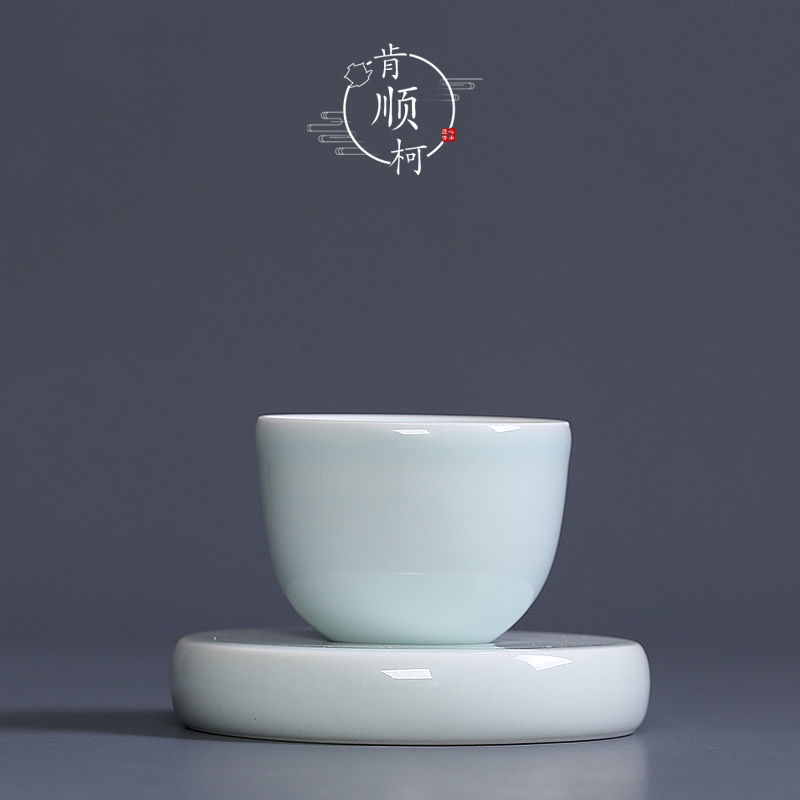 Jingdezhen ceramic sample tea cup "daruma" nature round place, cup appeal kung fu tea cups with tray, cups