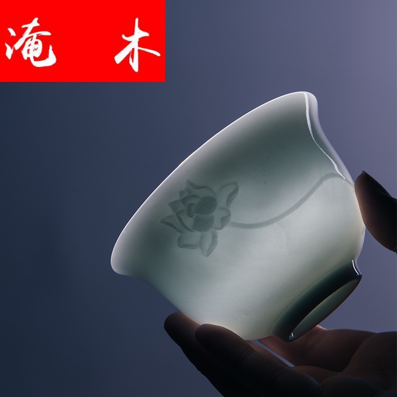 Flooded wood 【 】 jingdezhen porcelain shadow blue glaze tureen hand - carved kung fu tea bag mail only three bowl of tea vessels