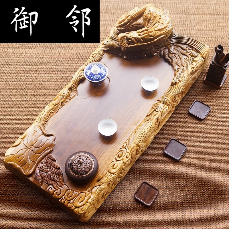 Green, sandal wood tea tray, the whole piece of solid wood home tea trumpet tea sea dragon carved its tea tray