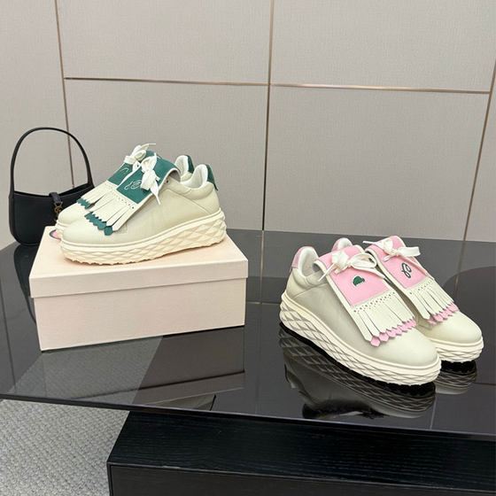 2025S European and American new thick sole versatile height-enhancing white shoes imported cowhide tassel casual golf shoes
2025S European and American new thick sole versatile height-enhancing white shoes imported cowhide tassel casual golf shoes