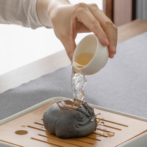 Creative tea pet ornaments Zen tea ceremony tea set office Zhaicai tea table small decoration can raise tea pet animals