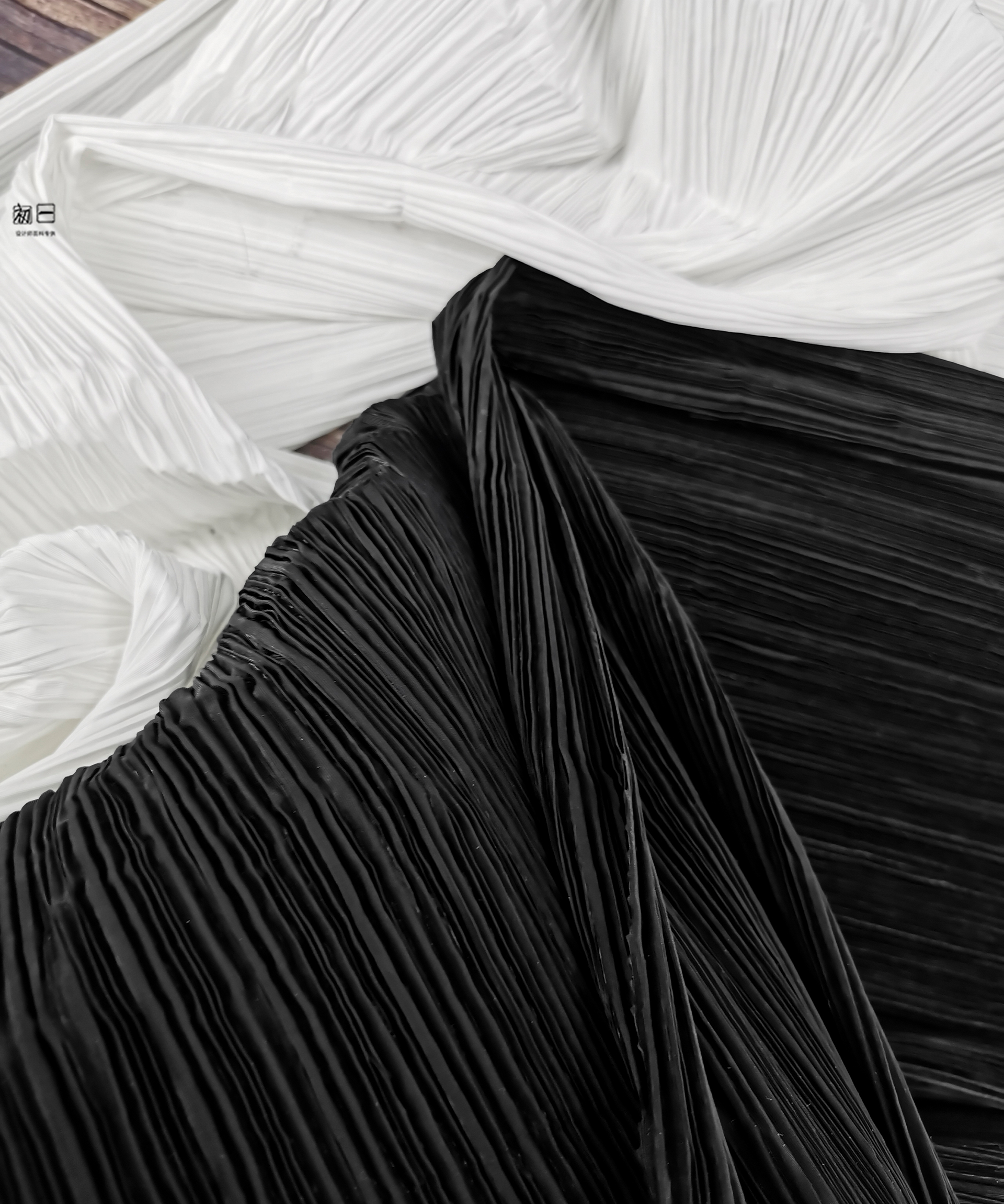黑白三宅一生压褶/可塑百褶褶皱硬挺创意造型背景婚纱设计师面料