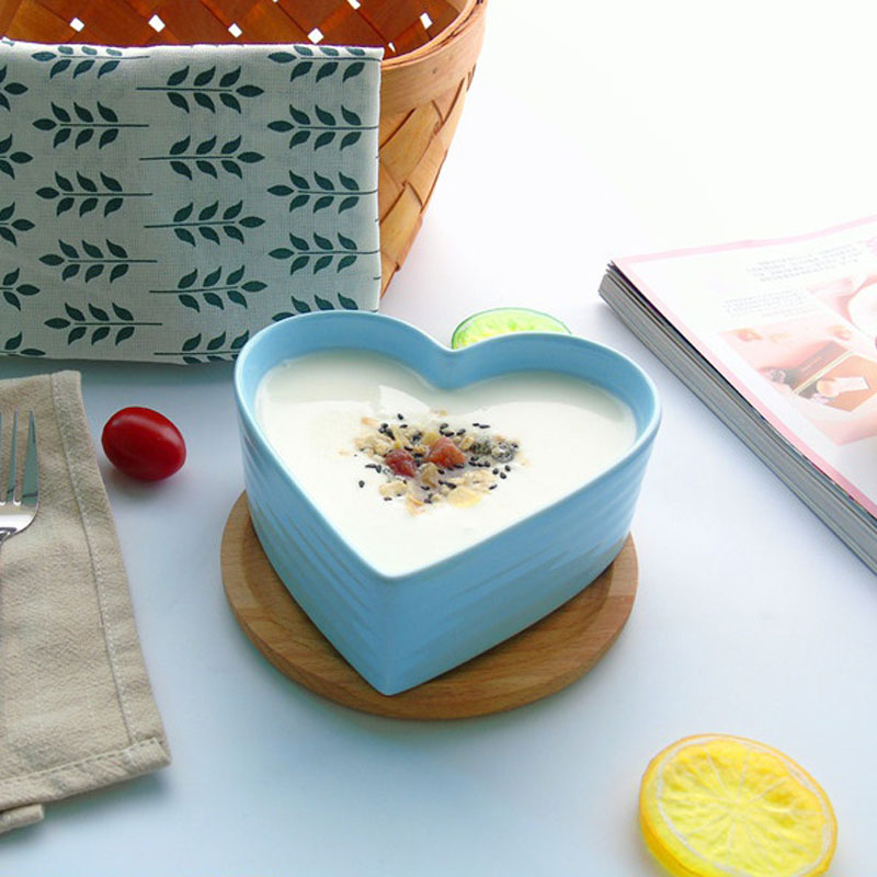 Jingdezhen ceramic candy color series heart - shaped bowl love baked baking salad bowl dessert thick soup bowl bowl of petals