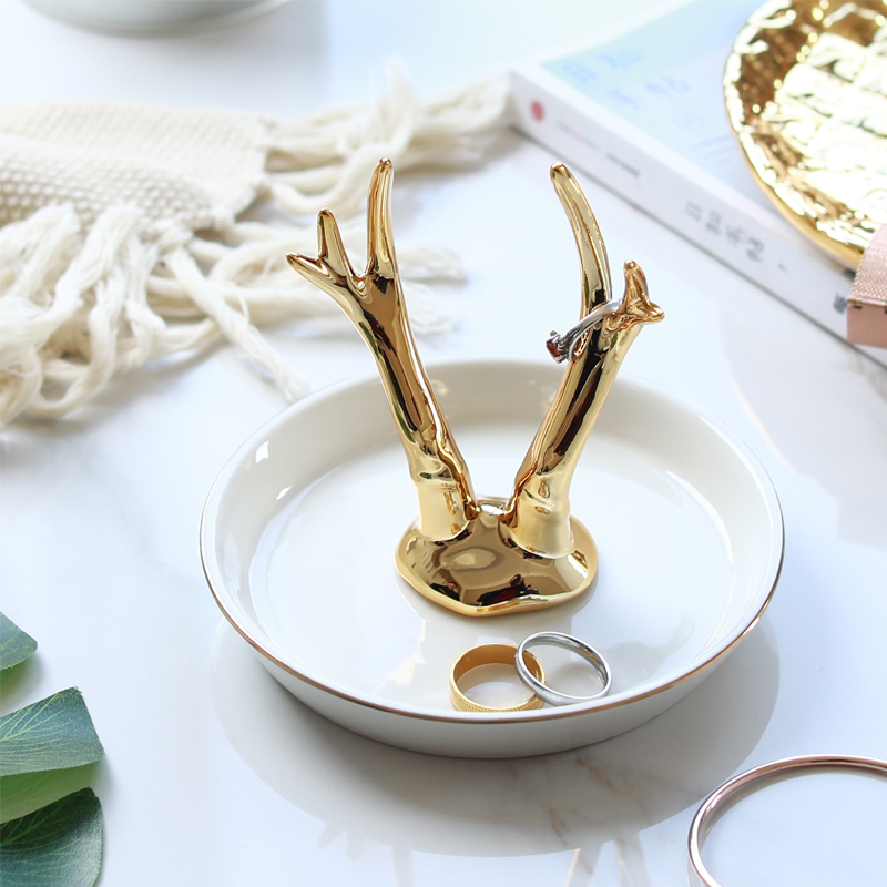 The Jingdezhen ceramic golden fawn/foreign trade tail single unicorn jewellery set/ring of snack tray