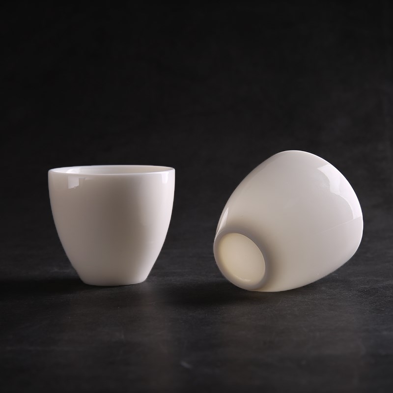 Dehua white tea cup lard white jade porcelain sample tea cup, master cup ceramic cups kung fu tea cup
