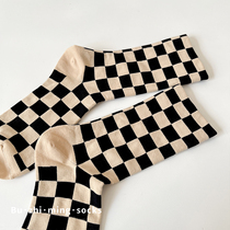 Unknown socks Kachan Chess board simple college wind Han in tide and middle stockings spring and autumn female