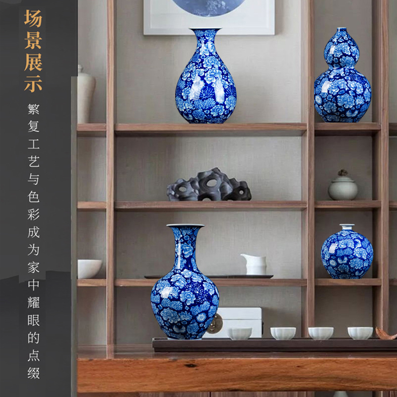 Antique hand - made vases, jingdezhen ceramics blue and white porcelain vases, the sitting room of Chinese style household adornment handicraft furnishing articles