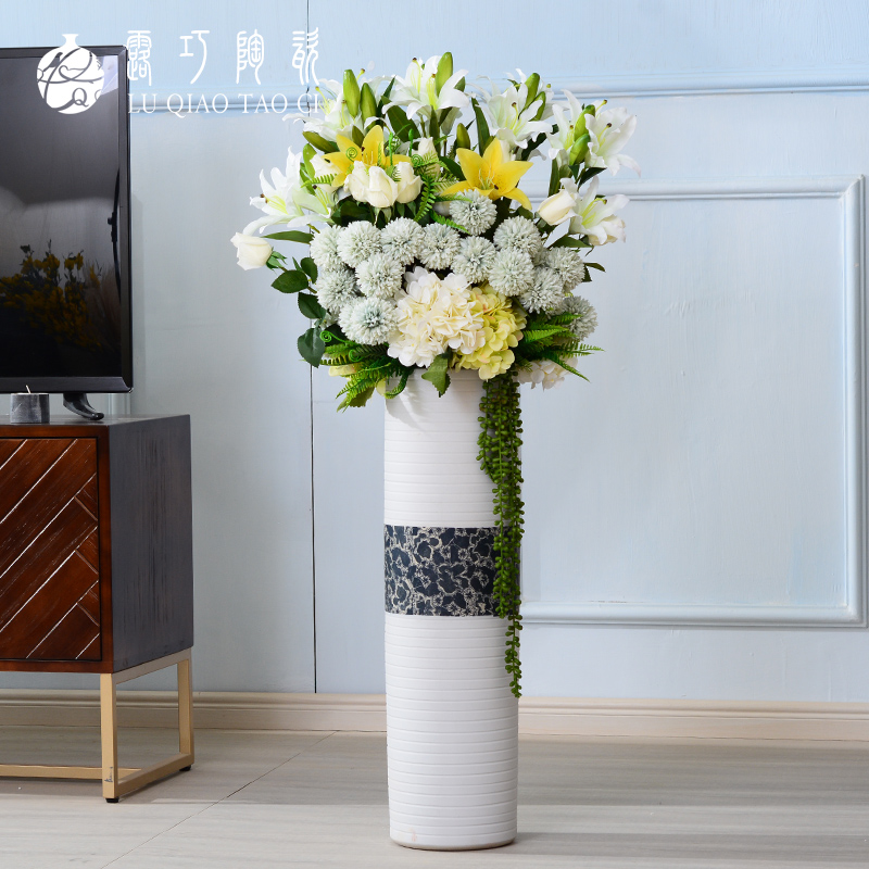 Straight cylindrical landing large north European art ceramics vase ins wind furnishing articles sitting room simulation flower picture tube