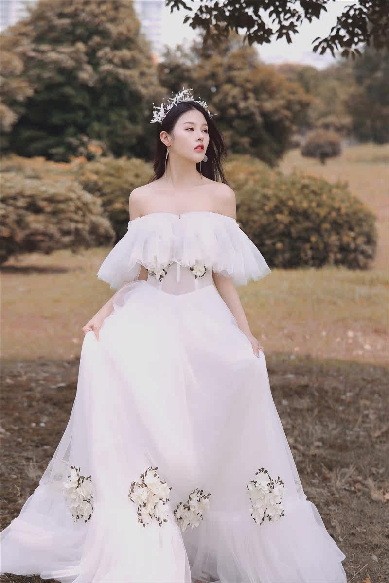 影楼新款花仙子旅拍外景轻纱 摄影主题服装 女孩写真拖尾婚纱礼服