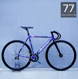 SF R竞速肌肉整车SF星空R1R2R3超海啸流浪