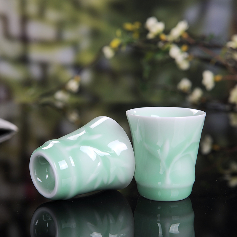 Jingdezhen longquan celadon wine liquor household ceramic wine restoring ancient ways suit creative big hip flask glass in Chinese style