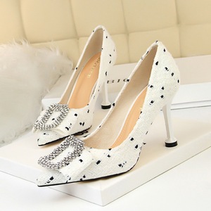 The 278-10 han edition of wool cloth light mouth pointed high-heeled metal diamond buckle sweet bowknot single shoe heel