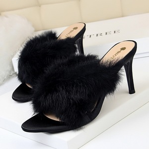 Han edition 798-1 new fashion elegant shoes fine with high heels rabbit cross dewy toe banquet plush slippers