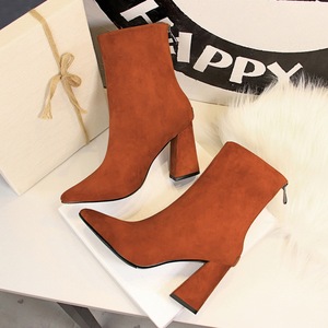 737-1 the European and American fashion contracted wind thick with high with suede pointed sexy female knight nightclub