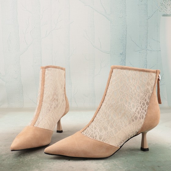 Sheep leather color-blocking fabric pointed toe high heels elegant women's shoes rear zipper short fashion boots and boots X81-2
Sheep leather color-blocking fabric pointed toe high heels elegant women's shoes rear zipper short fashion boots and boots X81-2