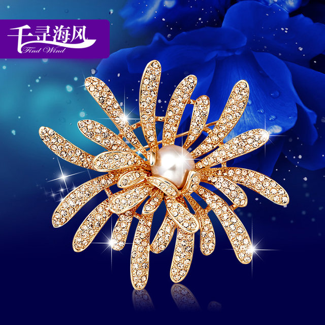 Chihiro Sea Breeze Luxurious Corsage Temperament Pin Women's Retro Suit Sweater Coat Pearl Brooch