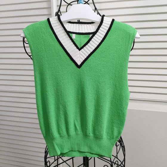 Chicken G logo spring suit pullover knitted sweater vest college style vest vest boys and girls sweater vest Chicken G logo spring suit pullover knitted sweater vest college style vest vest boys and girls sweater vest