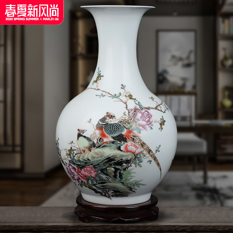 Jingdezhen ceramics, vases, flower arranging famille rose porcelain furnishing articles sitting room TV ark, of Chinese style household decorative arts and crafts