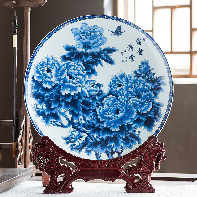 Jingdezhen ceramics furnishing articles household decorations hanging dish Chinese blue and white porcelain arts and crafts rich decorative plate