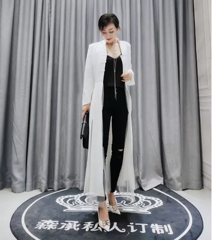 Khóa cổ đứng lên kiểu Trung Quốc mới năm 2021 Phù hợp với quần dài của phụ nữ retro áo gió áo khoác và thiết kế sợi - Trench Coat