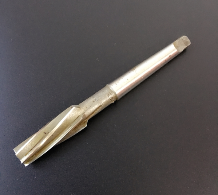 1:10锥度铰刀 机用一比十螺旋高速钢铰刀锥柄8-10-12-14-16-18-46