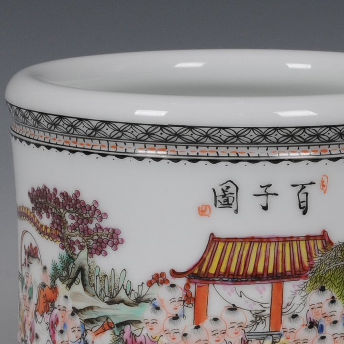 Jingdezhen ceramic brush pot fashion vase on January 1, modern ceramic product practical send the teacher crafts