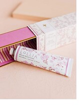 The Lollia Hand Cream) Aroma moisturizing curved protective hand cream to relax the scent