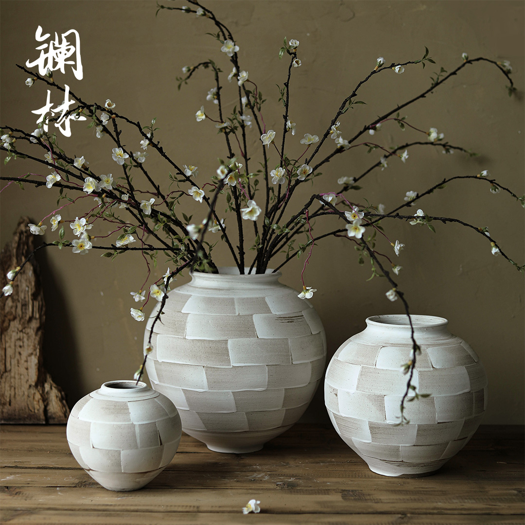 Manual insert ceramic vase restoring ancient ways artists space flower decorations furnishing articles Chinese dried flowers home home stay facility