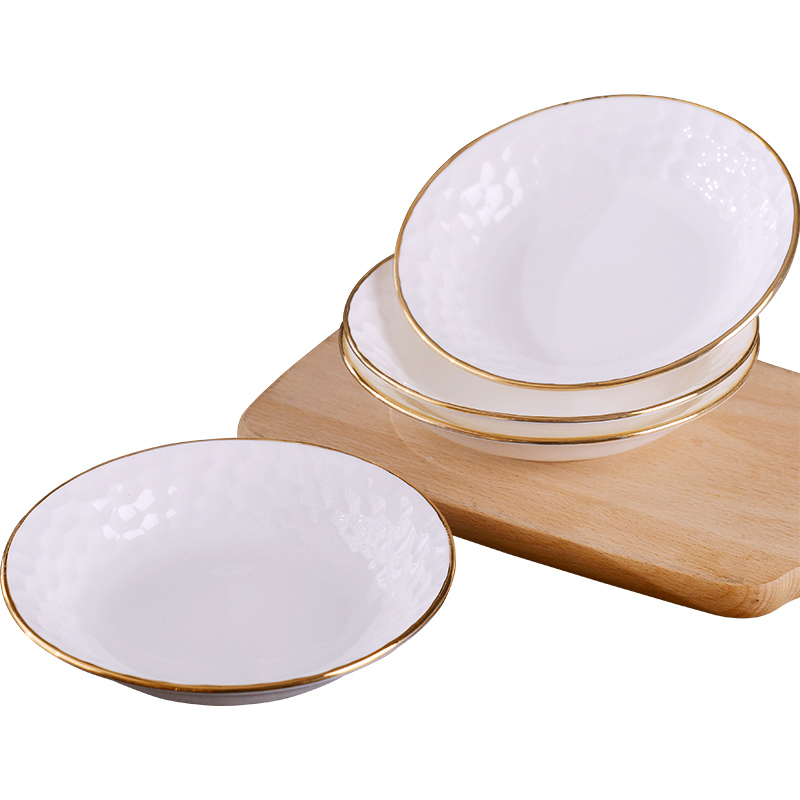 Jingdezhen four pack 】 【 relief ipads porcelain round taste up phnom penh dish home European ceramic creative condiment dishes