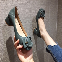 Small ckerwin gentle wind evening