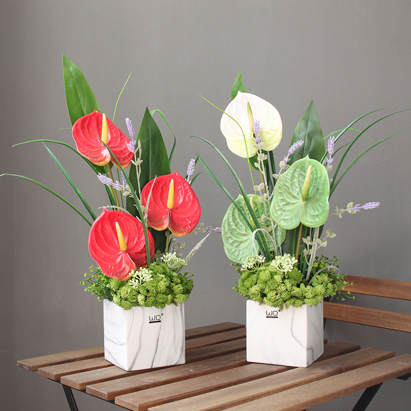 The Send + simulation flower anthurium callas with ceramic vase household decoration decoration in the living room table floral suit