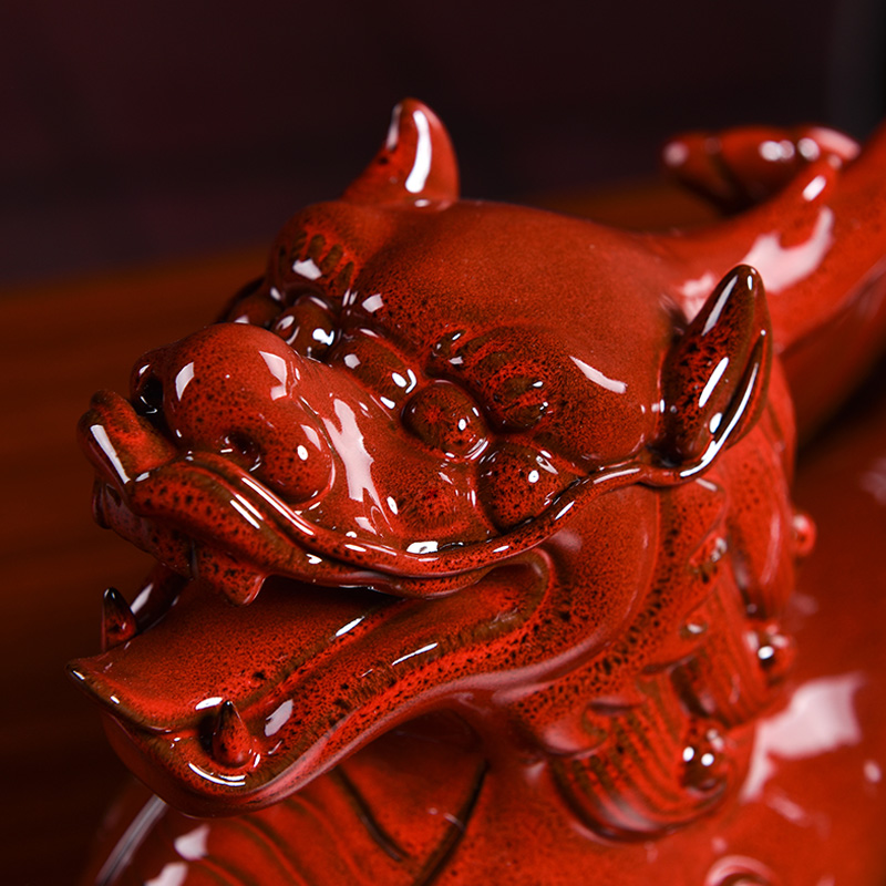 Yutang dai dehua ceramic Mr Pichel office furnishing articles sitting room adornment opening gifts red glaze, the mythical wild animal