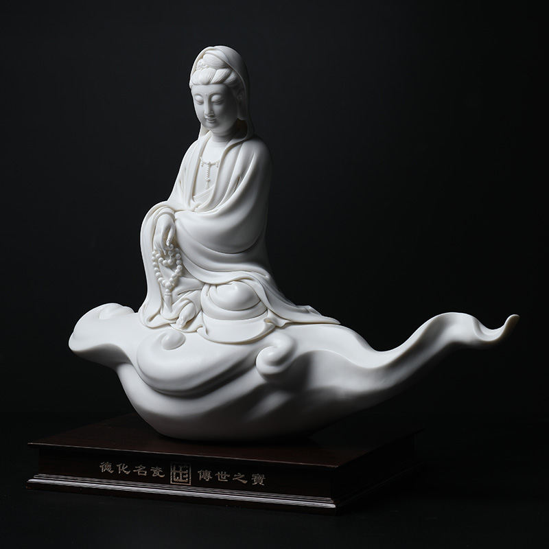 Yutang dai dehua white porcelain xiangyun worship guanyin bodhisattva figure of Buddha handicraft art deco furnishing articles/D26-35