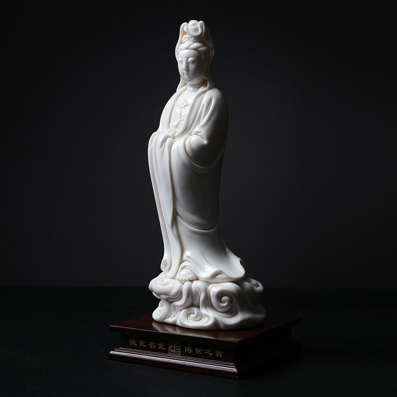 Yutang dai dehua white porcelain its art Su Youde avalokitesvara furnishing articles 11 inches xiangyun guan Yin