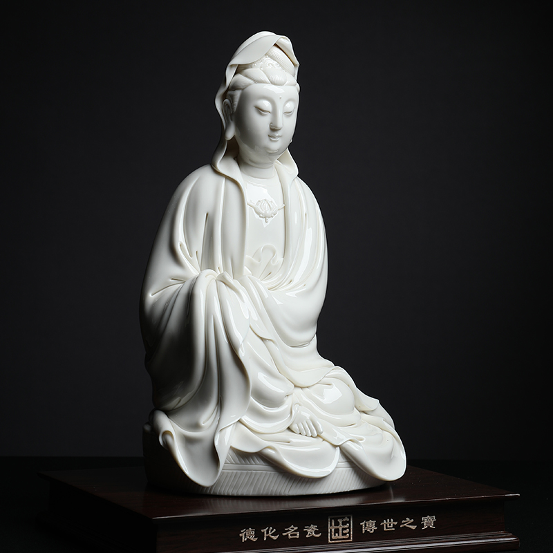 Yutang dai dehua white porcelain zhi - yong wu Beijing art museum furnishing articles 12 inches futon sitting guanyin