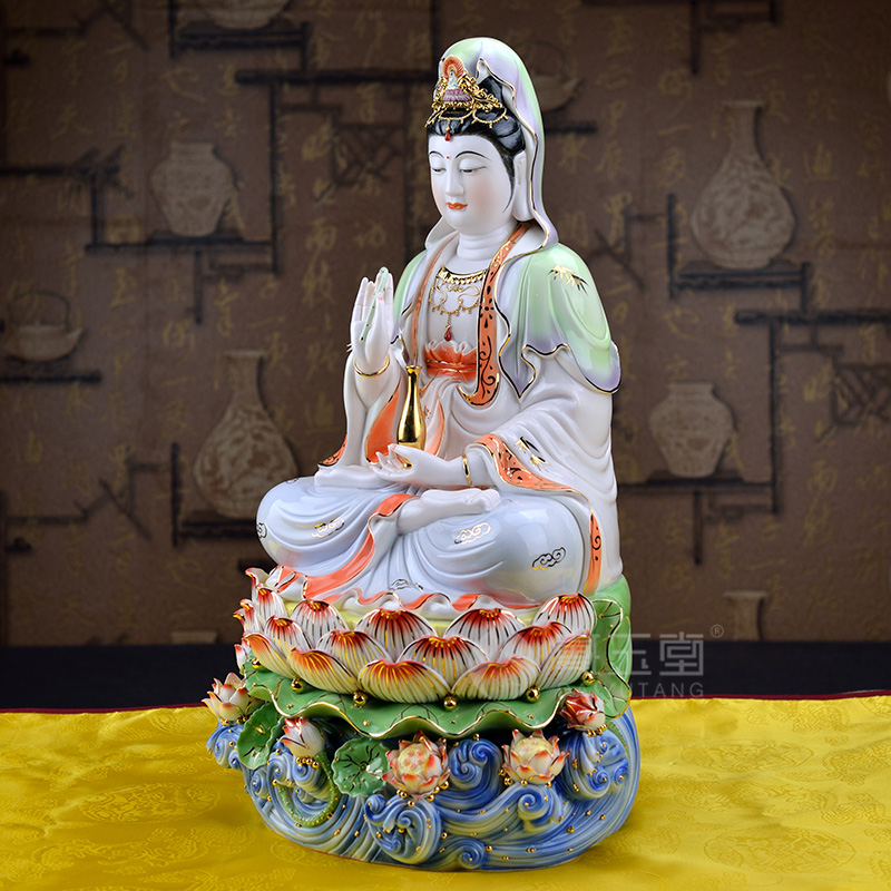 Yutang dai ceramic guanyin Buddha worship that occupy the home furnishing articles 18 inch gold paint avalokitesvara like under the glaze