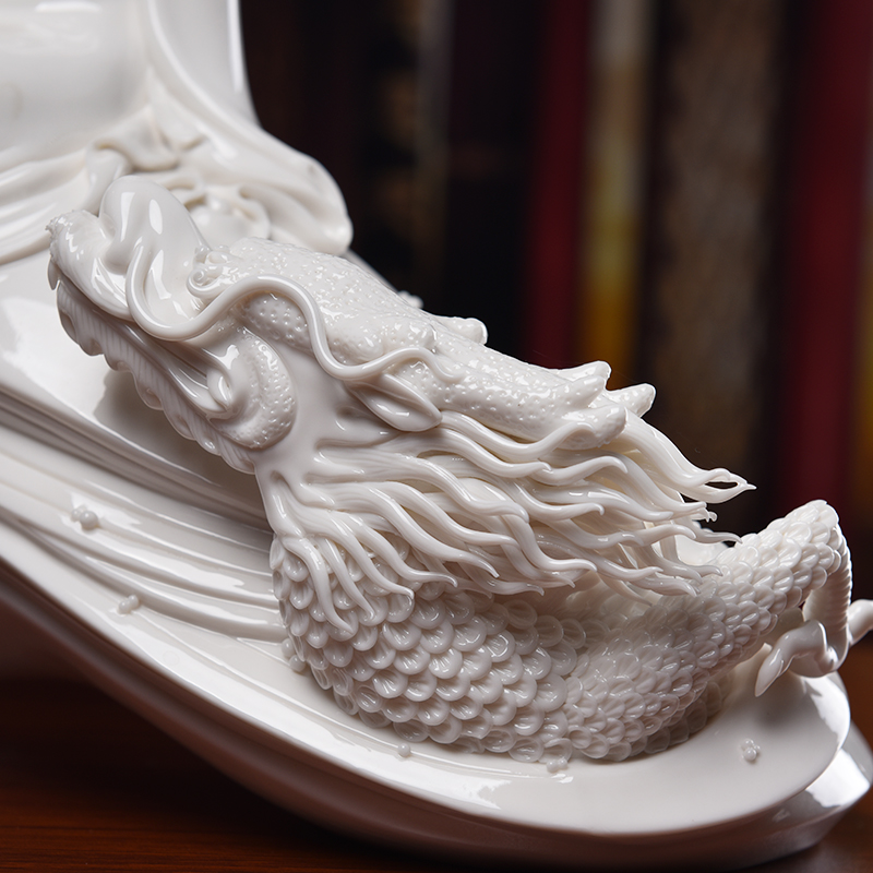 Yutang dai ceramic art furnishing articles home decoration Su Xianzhong master limited edition leading guanyin/D30-41