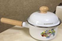 Enamel milk pot stew pot Korean high temperature small pot soup snack pot Induction cooker with a single pot cartoon wooden handle