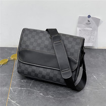2022 men's business shoulder bag flap messenger bag fashion leather large capacity men's casual shoulder bag diagonal bag