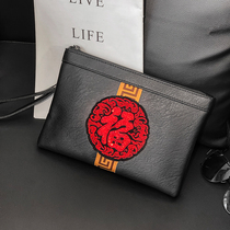 2022 FASHION MENS BAG NEW YOUNG PACKET CHINA WIND RETRO PERSONALITY HAND HOLDING BAG MINIMALIST CORTICAL HAND GRIP BAG