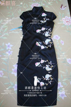 Original designer Republic of China heavy silk satin handmade embroidered Cheongsam dress