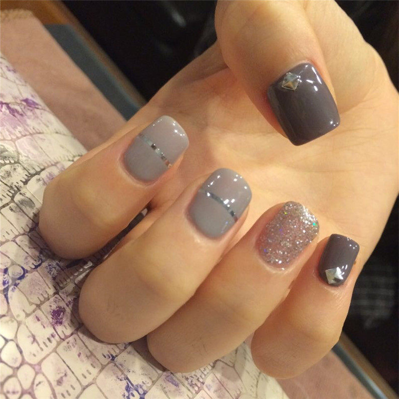 手工美甲多色简单款式光疗qq甲片假指甲贴片短