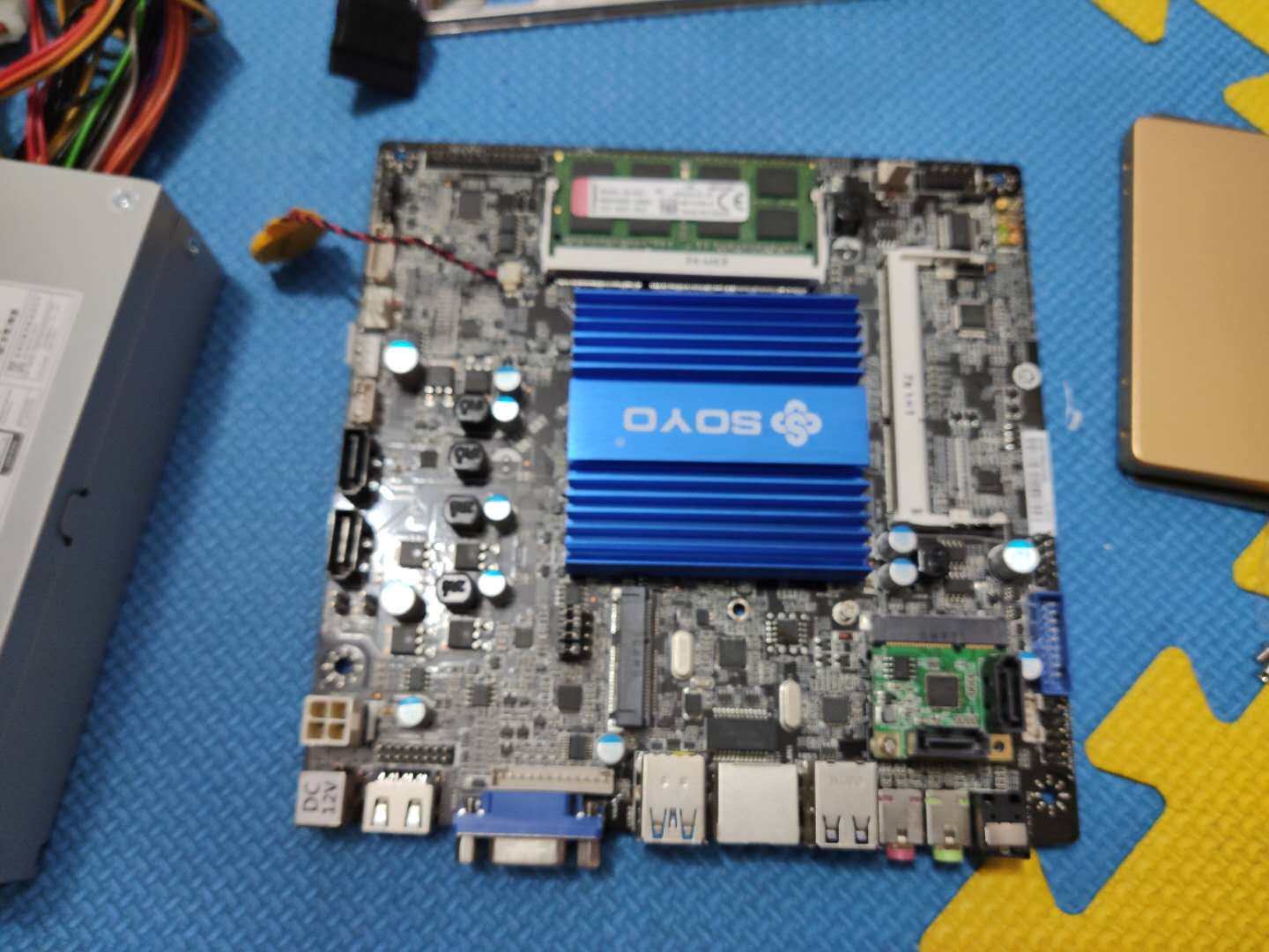 款主板为梅捷无风扇主板,型号为:sy-thin n3160,cpu为五代3160四核cpu