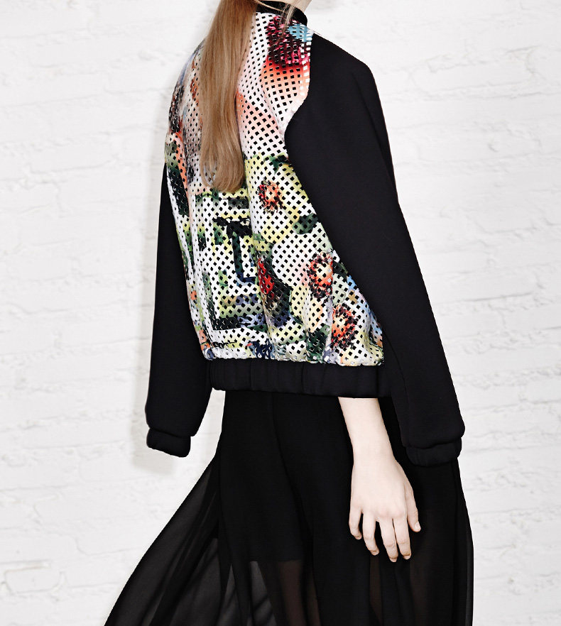 moco摩安珂 外套女长袖拉链圆领拼接印花插肩ma151cot22 摩安珂