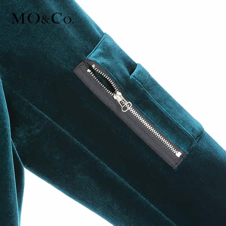 MO&Co.丝绒面夹克外套短款立领拉链口袋棒球服MA153COT14 moco