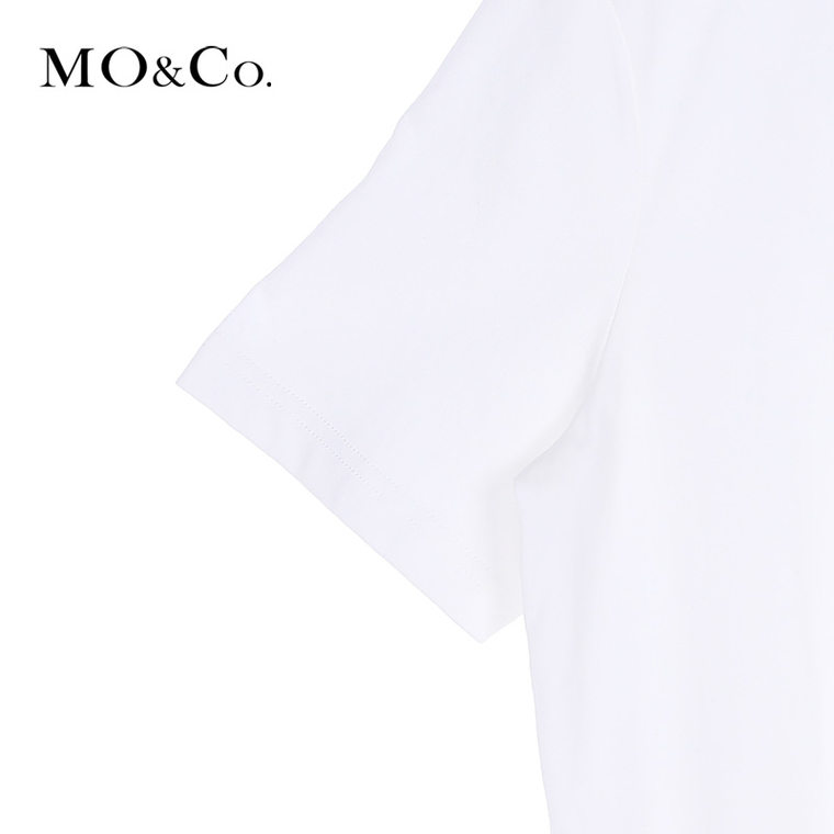 MO&Co.圆领短袖直筒涂鸦刺绣休闲百搭T恤MT153TST13 moco