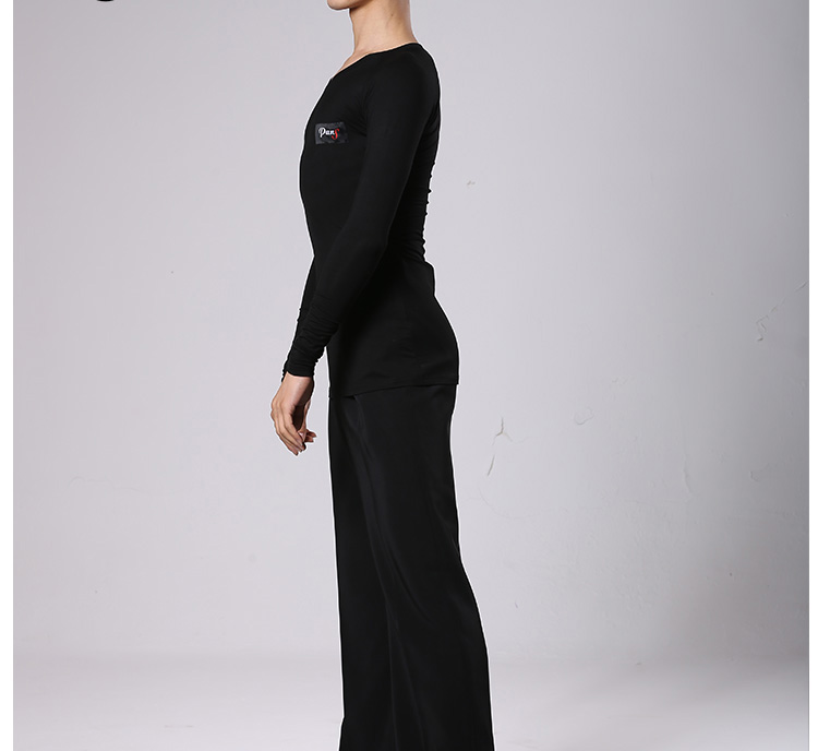 Одежда для тренировок латинскими танцами Pan's dance clothing Одежда для тренировок латинскими танцами Pan's dance clothing