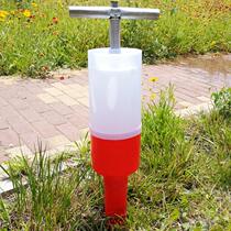 Hand-pressed underground fertilizer Agricultural top dressing machine Vegetable corn fruit tree underground top dressing machine fertilization bucket